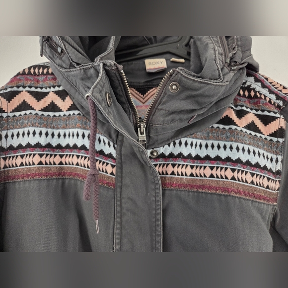 Gray Hooded Roxy Jacket with Colored Pattern - Picture 2 of 3